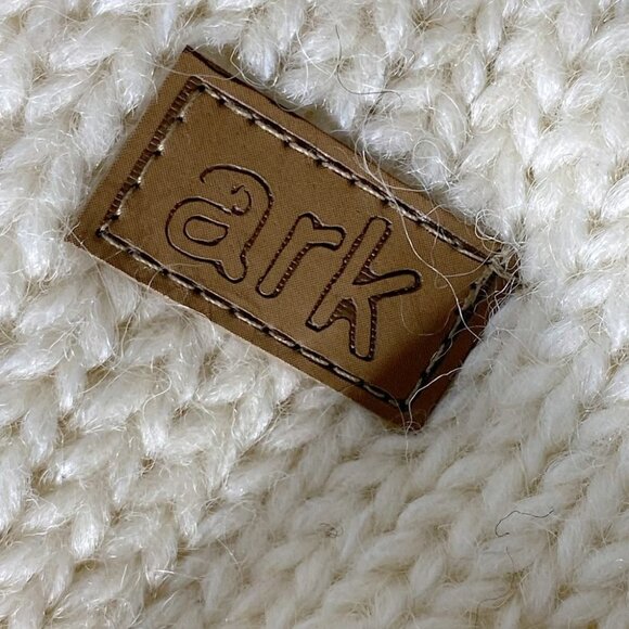 5/$25 Ark Wool Fleece Lined Sheep Toque Beanie With Ear Flaps - Picture 8 of 12